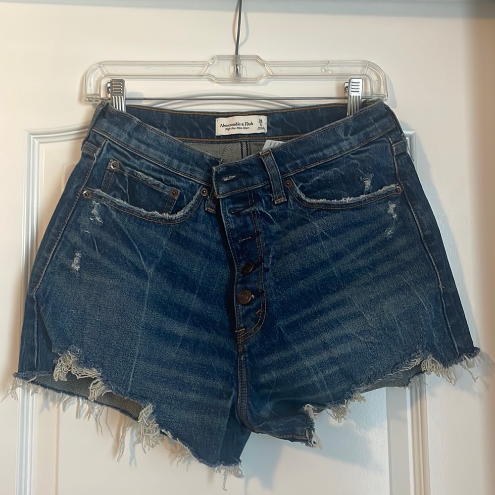 NWT Abercrombie & Fitch Hi Rise Mom Short
